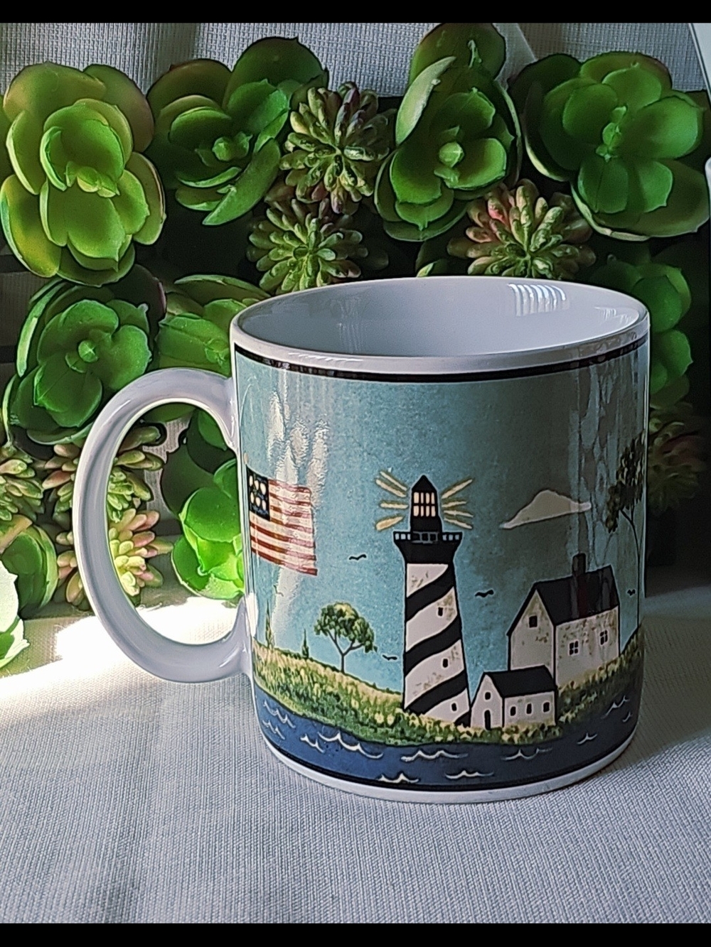 Sakura ONEIDA "Coastal Breeze Lighthouse" Warren KIMBLE Genuine Stoneware Mug